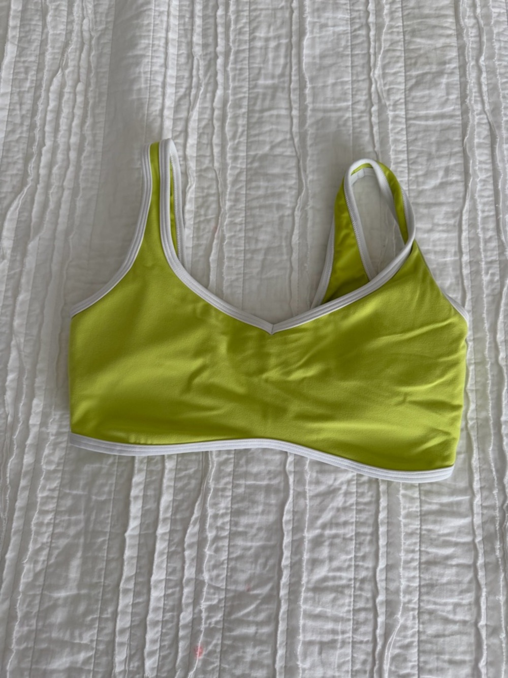 YPB studioFLEX Sports Bra in wild lime - Picture 3 of 4